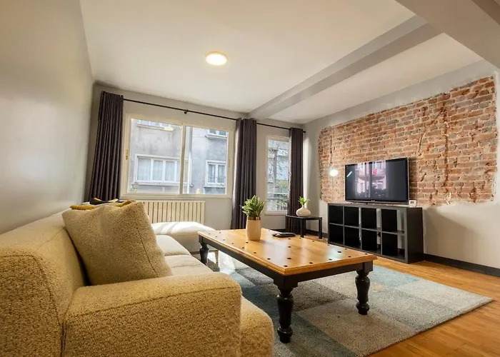 Spacious Fourplex Detached Home